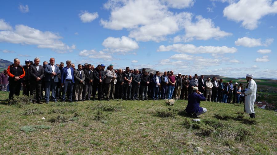 Başkan Ertuğrul Çetin, yağmur duasında