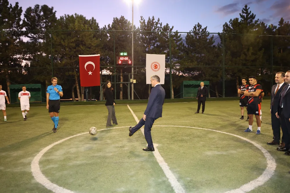 TBMM personeli arasında futbol turnuvası