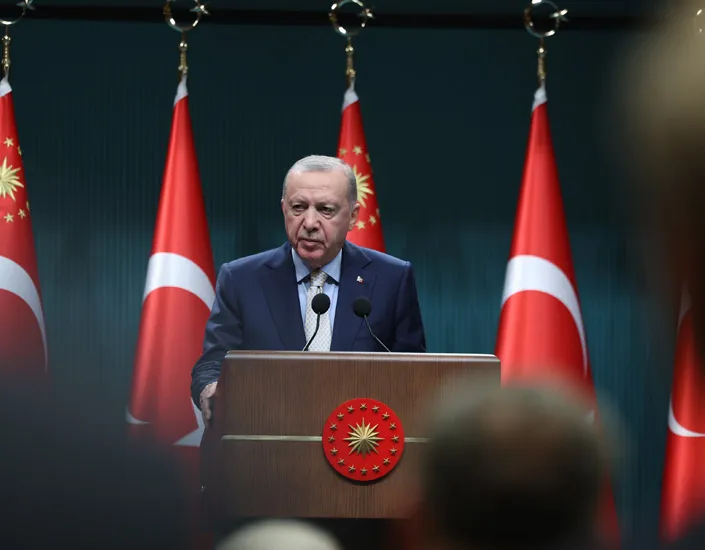 “Dünyanın içinden geçtiği fırtınalı dönemde Türkiye emin ve ehil ellerde güvendedir”