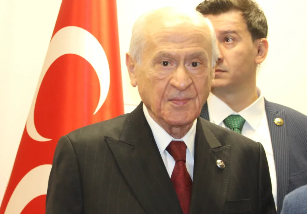 Devlet Bahçeli’den KKTC Parlamentosuna acil çağrı 