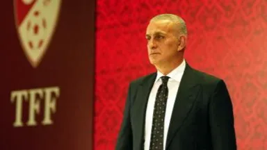 Futbola bahisci hakem bombası düştü!