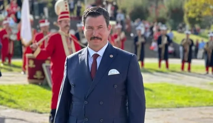 “Cumhuriyetimizi korumak, her Türk evlâdının namus borcudur”