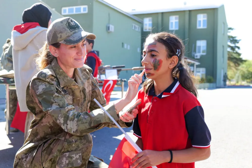 Vatan sevgisi, genç yüreklerde filizleniyor!