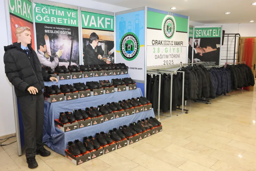 Çırak Eğitim ve Öğretim Vakfı, bin çırak öğrenciyi giydiriyor