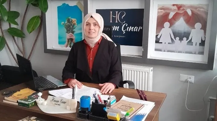 Hanım Çınar: 