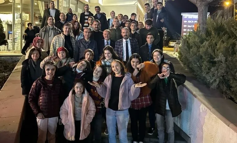 Ertuğrul Başkan özel gereksinimli bireylerle iftar sofrasında