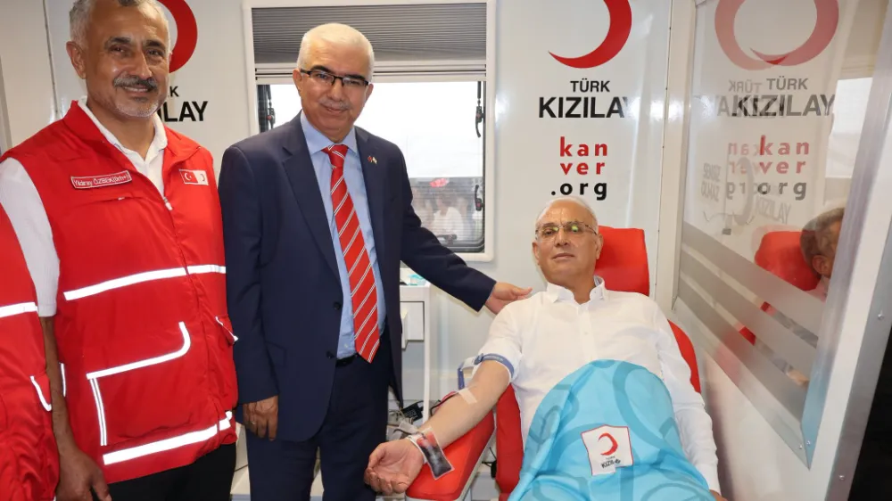 MHP Adana’da kan ve organ bağışı kampanyası başlattı