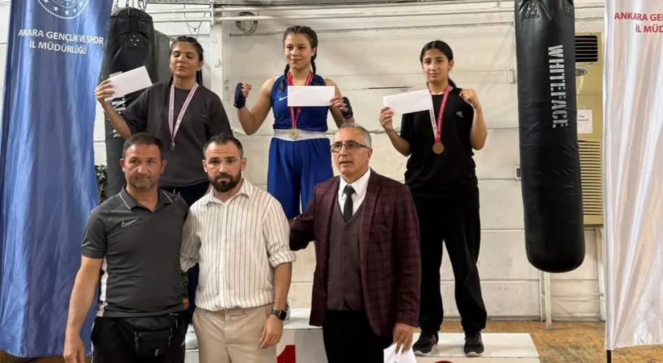 Ankara Boks İl Temsilciliğinden genç sporculara moral desteği!