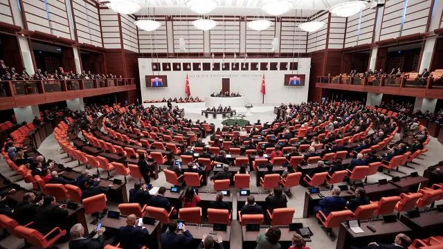 En düşük emekli maaşı 16 bin 881 lira oldu