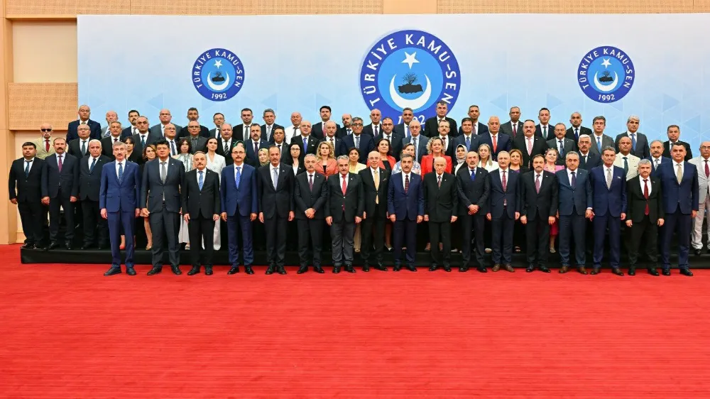 Devlet Bahçeli Türk Kamu-Sen yönetimiyle buluştu 