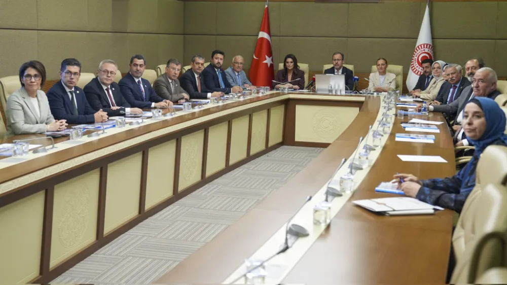 Engellilerin sorunları için Komisyon kolları sıvadı 