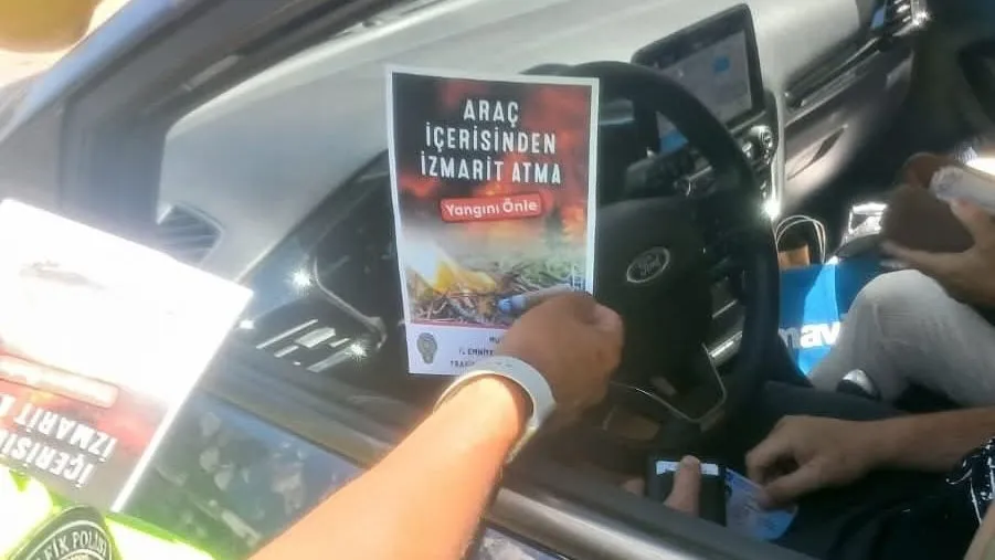 Sürücü ve yolculara yangın uyarıları 