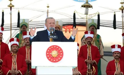 Erdoğan, “Türk milleti için Ahlat, Kızıl Elma’nın anahtarıdır”