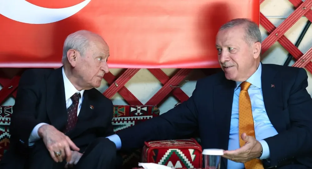 Han Çadırında sohbet