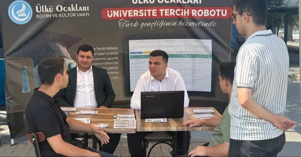 Ülkü Ocakları Tercih Robotu gençlerin hizmetinde