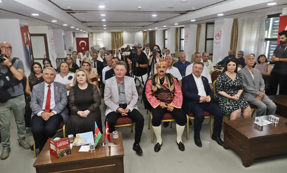 Ankara Kulübünde Türkiye ve Azerbaycan kardeşliği