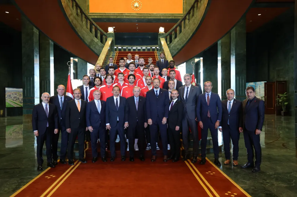 Cumhurbaşkanı Erdoğan 12 Dev Adamı kabul etti 