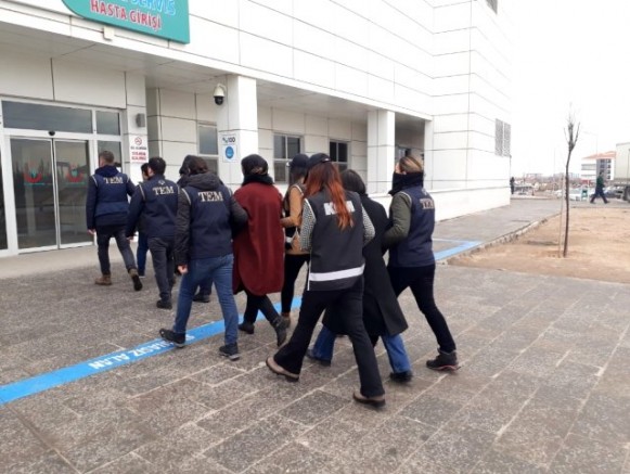 Aksaray merkezli iki ilde FETÖ/PDY operasyonu: 5 gözaltı